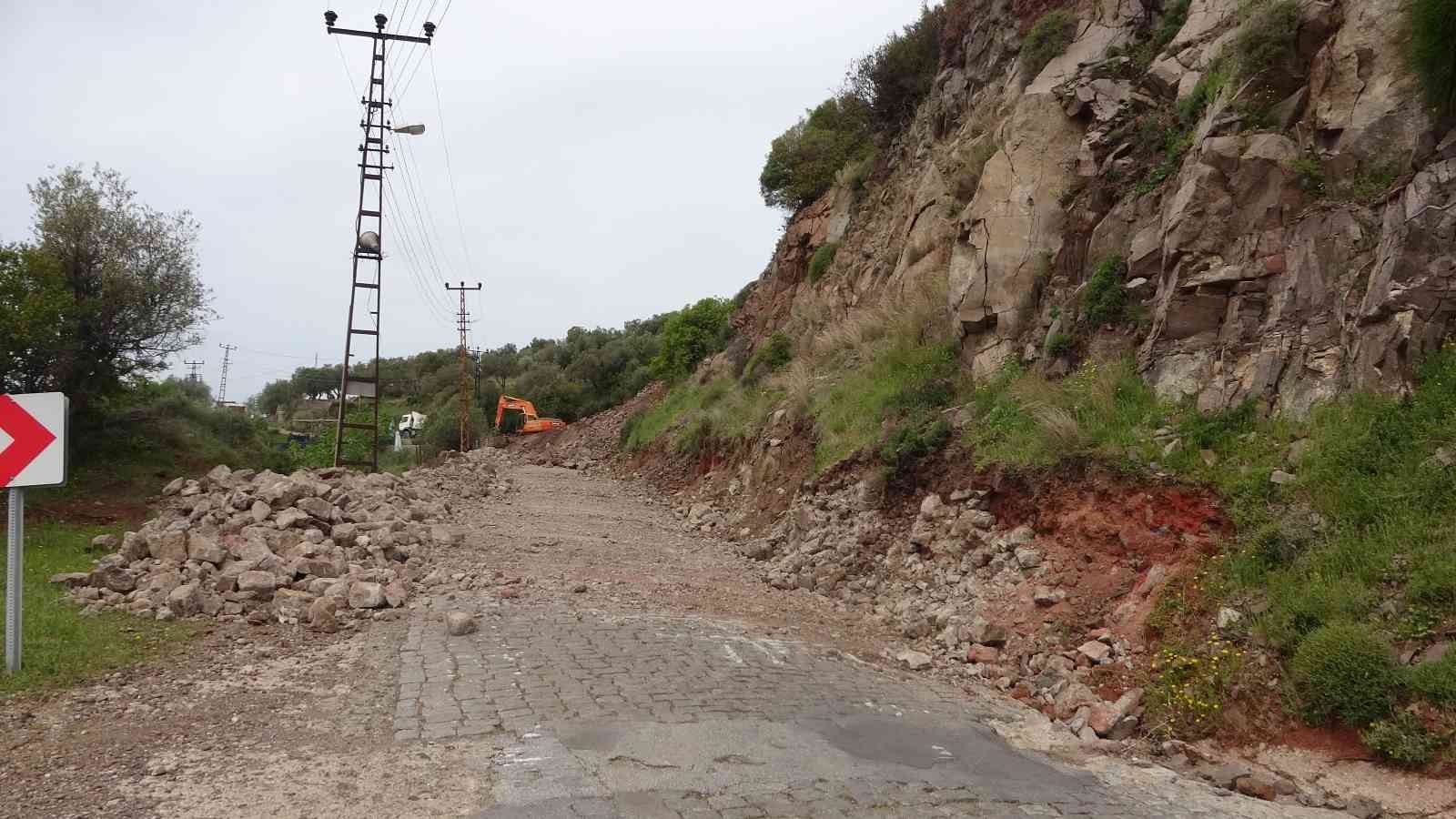 Çanakkale’nin Ayvacık ilçesine bağlı Assos Antik Liman’da geçtiğimiz Nisan ayında başlayan ‘Kaya Islah Projesi’ne İdare Mahkemesi tarafından ...