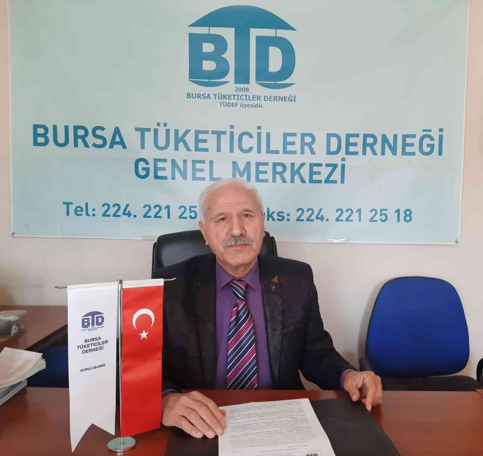 Bursa Tüketiciler Derneği (BTD), kredi kartı aidatlarının vatandaşların mağduriyetine neden olduğunu ve alınan kart aidatlarının alınmaması için ...