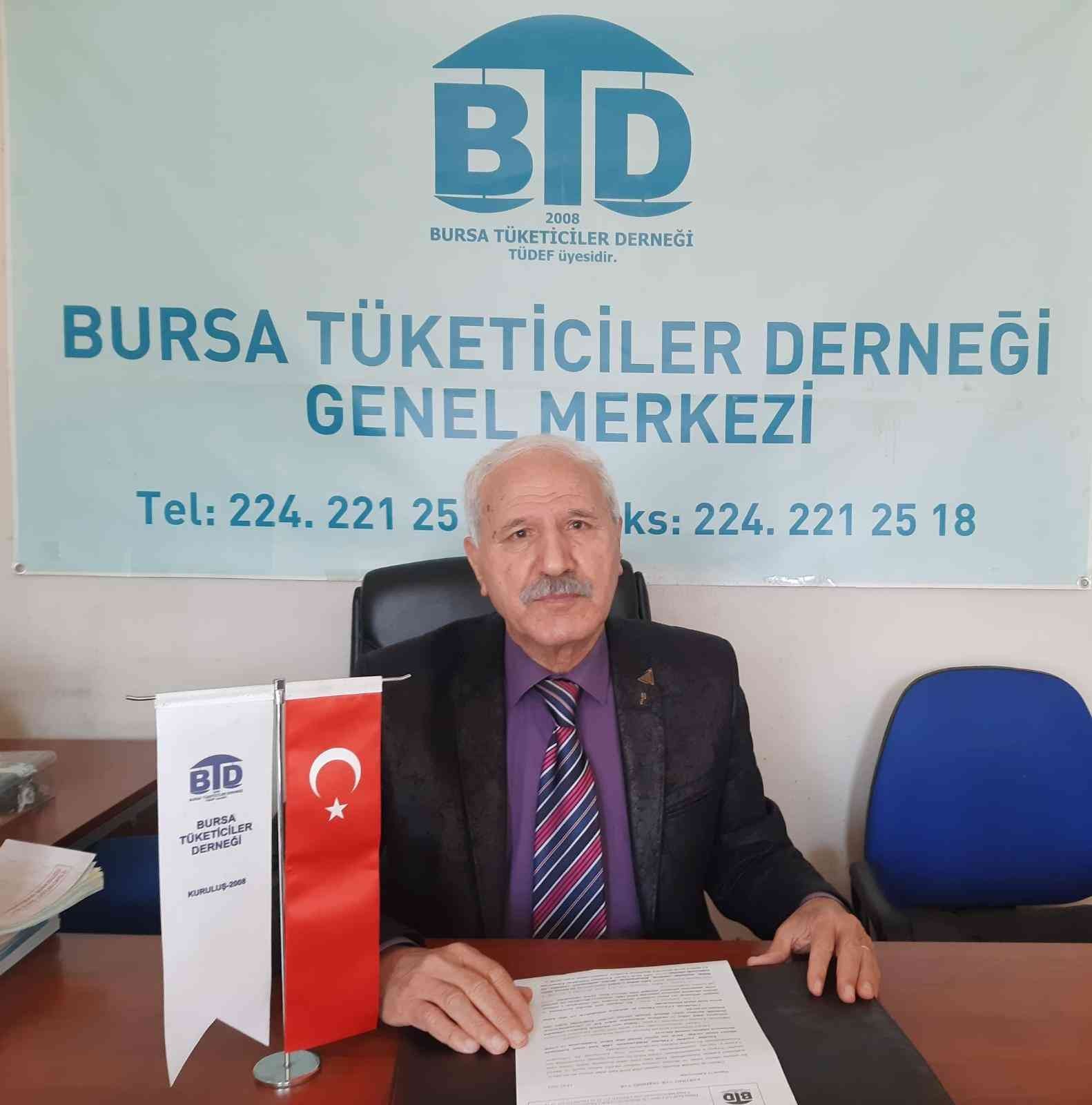 Bursa Tüketiciler Derneği (BTD), kredi kartı aidatlarının vatandaşların mağduriyetine neden olduğunu ve alınan kart aidatlarının alınmaması için ...