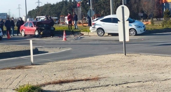 Kırklareli’nin Lüleburgaz ilçesinde meydana gelen kazada 1 kişi yaralandı. Olay, sabah saatlerinde Büyükkarıştıran’ın Muratlı kavşağında ...