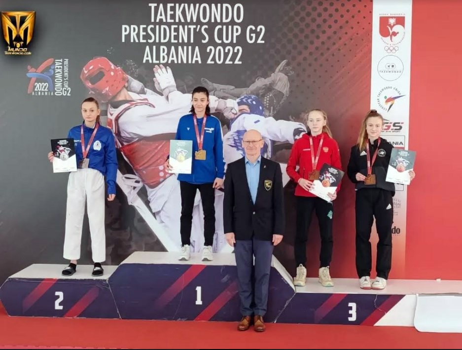 Türk taekwondocular, Dünya Taekwondo Başkanlık Kupası’da gençler kategorisinde 2 altın ve 1 bronz madalya kazandı. Avrupa Taekwondo Birliği (WTE ...