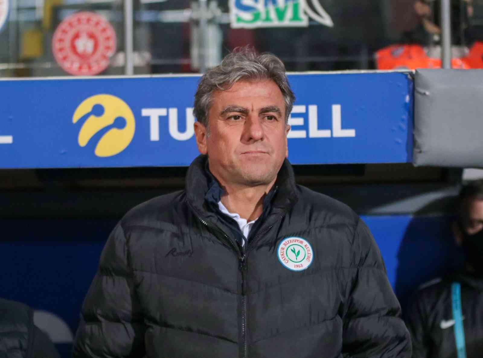 Teknik Direktör Hamza Hamzaoğlu, Çaykur Rizespor ile yolların ayrıldığını İHA’ya doğruladı. Hamzaoğlu, "Beraber oturup konuştuk. Karşılıklı bir ...