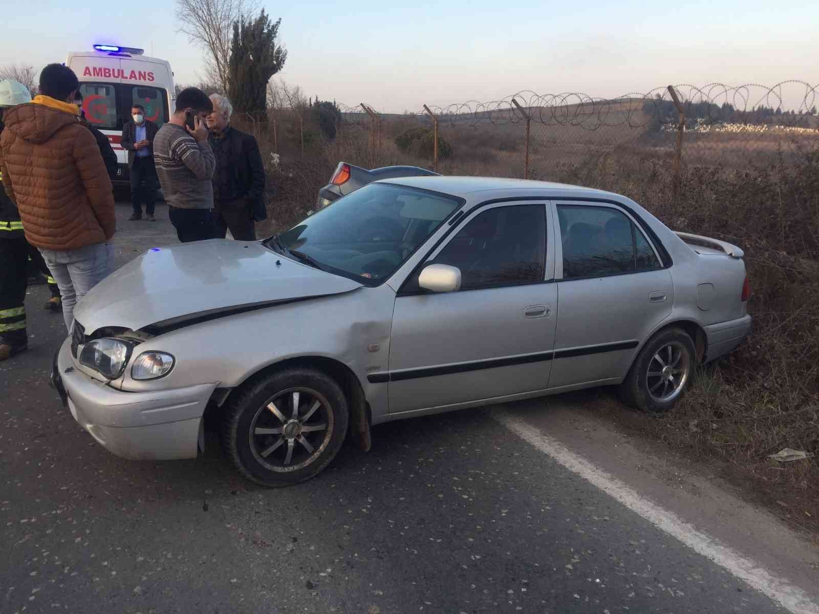 Tekirdağ’ın Malkara ilçesi’nde iki otomobilin çarpışması sonucu meydana gelen trafik kazasında bir kişi yaralandı. Kaza, Malkara-Hayrabolu yolu ...