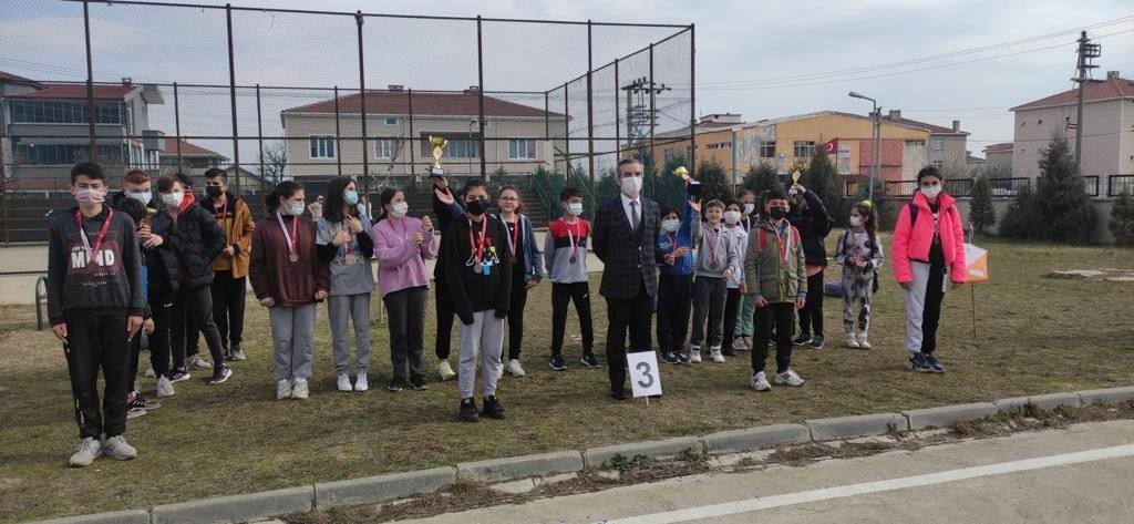 Okul Sporları Küçük ve Yıldızlar kategorisi Oryantiring İl Birinciliği yarışmaları Tekirdağ’ın Ergene ilçesinde tamamlandı. Müsabakalarda ...