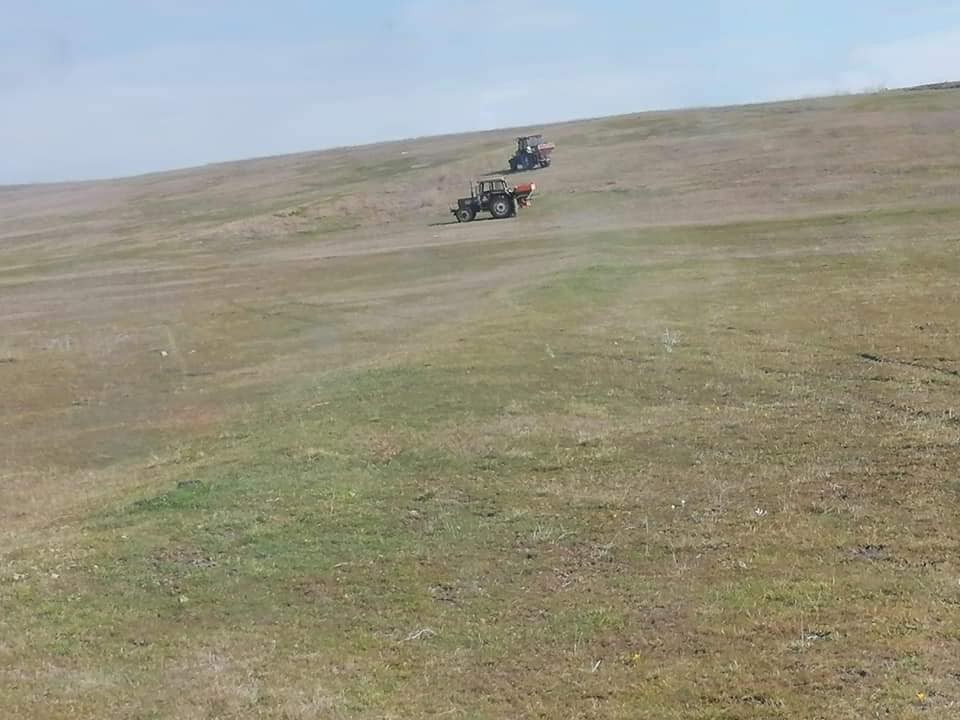 Tekirdağ Tarım ve Orman İl Müdürlüğü tarafından Malkara ilçesine gönderilen gübreler imece usulü ile meralara atıldı. Tekirdağ Tarım ve Orman İl ...