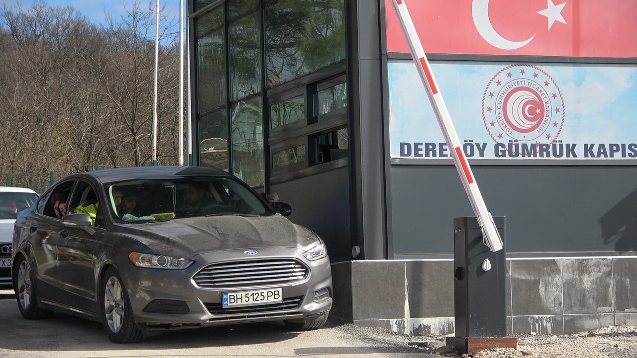 Rusya’nın Ukrayna’ya saldırıları sonrasında ülkede mahsur kalan Türk öğrenciler Kırklareli Dereköy Sınır Kapısı’ndan giriş yaptı. Rusya’nın ...