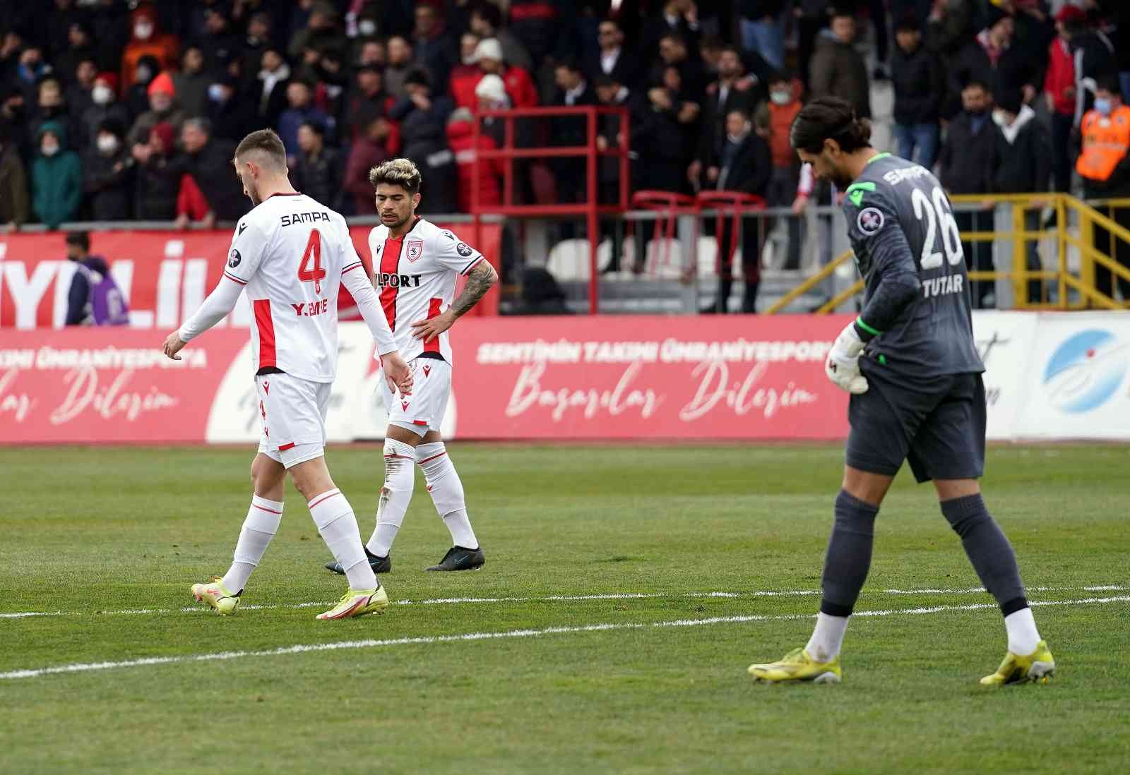 Spor Toto 1. Lig’in 27. haftasında Ümraniyespor, sahasında Samsunspor ile karşılaştı. İstanbul ekibi sahadan 3-1 galip ayrıldı. Maçtan dakikalar ...