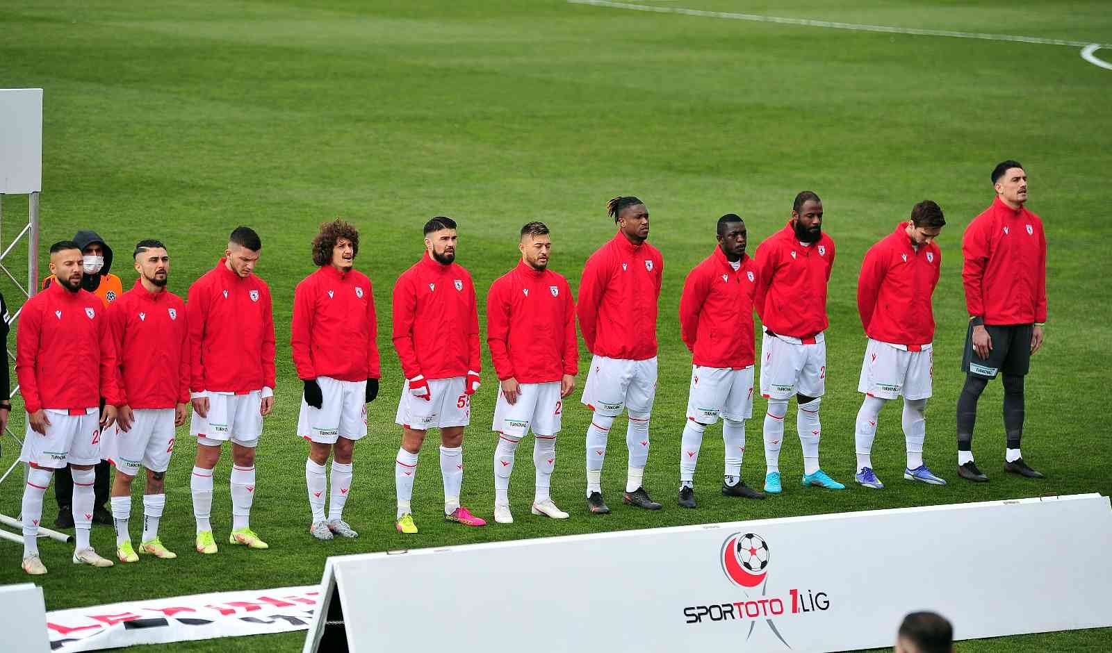 Spor Toto 1. Lig’in 27. haftasında Ümraniyespor, sahasında Samsunspor ile karşılaştı. İstanbul ekibi sahadan 3-1 galip ayrıldı. Maçtan dakikalar ...