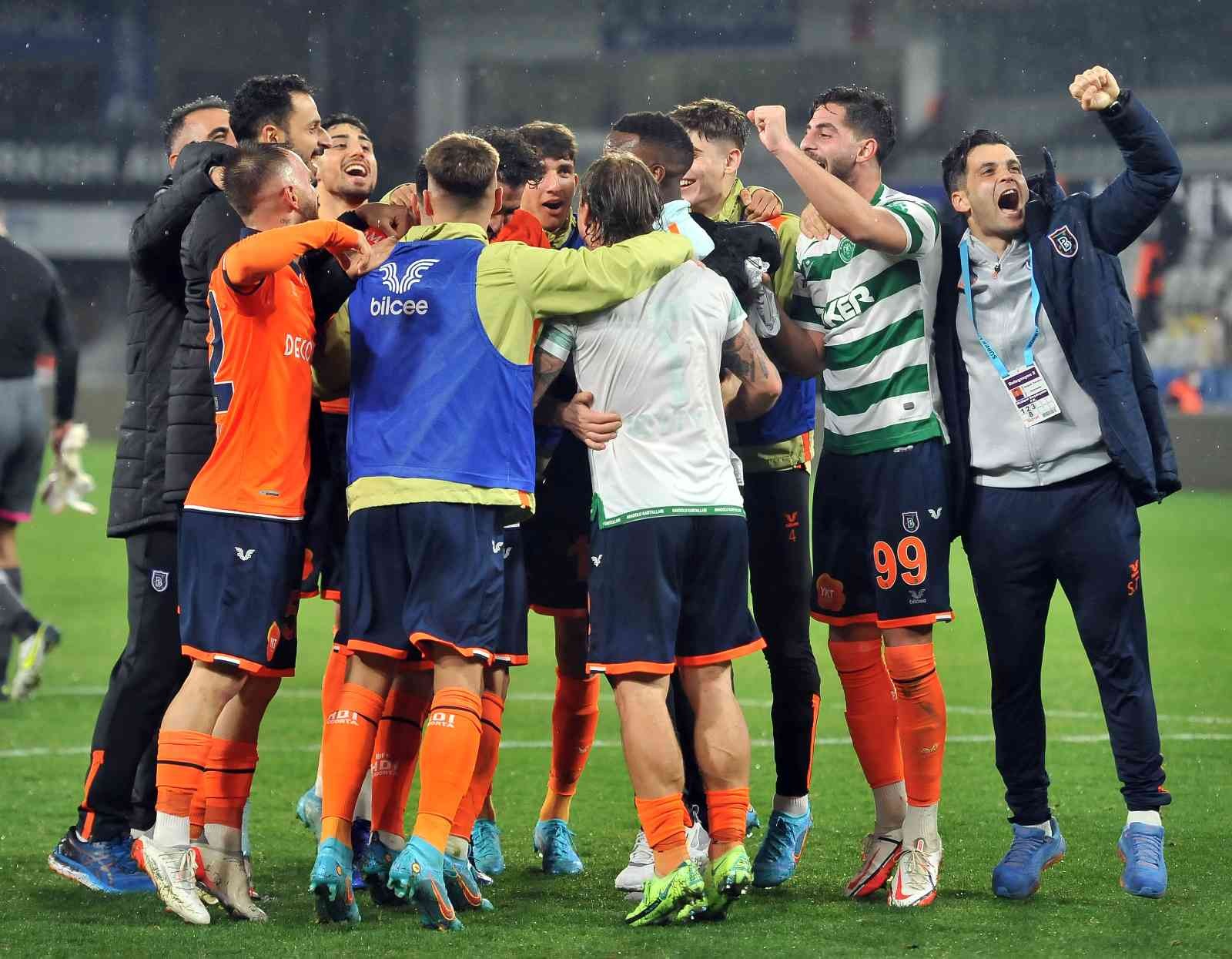 Başakşehir, 21. hafta erteleme mücadelesinde İH Konyaspor’u konuk etti. Ev sahibi ekip, ilk yarısını 1-0 geride kapattığı mücadeleden 2-1’lik ...