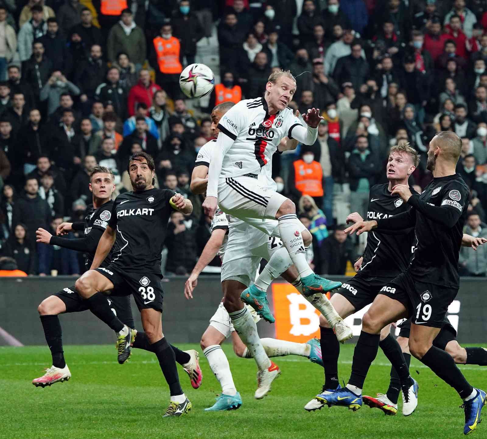 Spor Toto Süper Lig’in 26. haftasında Beşiktaş, Altay’ı ağırladı. Müsabaka siyah-beyazlı ekibin 1-0’lık üstünlüğüyle sona erdi. Maçtan ...