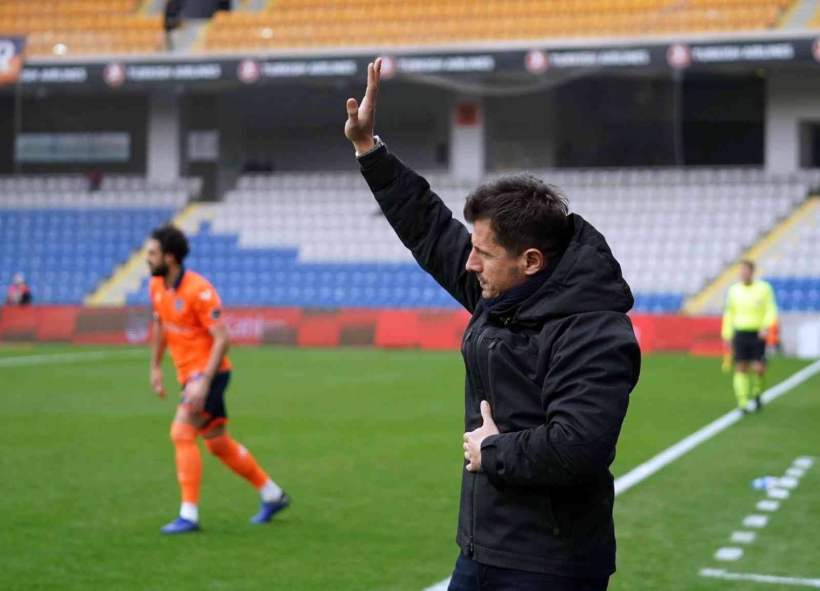 Spor Toto Süper Lig’in 27. haftasında Medipol Başakşehir, Karagümrük’ü konuk ediyor. Mücadelenin 15 dakikası golsüz eşitlikle geçildi. Kaynak: İHA