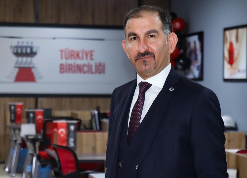 Son dönemlerde artışa geçen konut fiyatları sebebiyle gayrimenkul yatırımcılarının yeni rotası arsa ve arazi yatırımı olmaya başladı. Özellikle ...