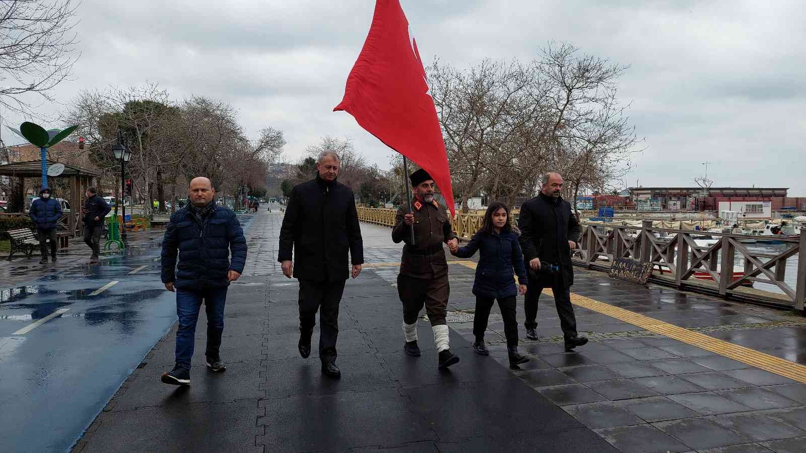 Çanakkale şehitleri için Türk bayrağıyla İstanbul’dan yola çıkan Saffet Gümüş, 4 günde Tekirdağ’a ulaştı. 55 yaşındaki Tokat 15’liler Derneği ...