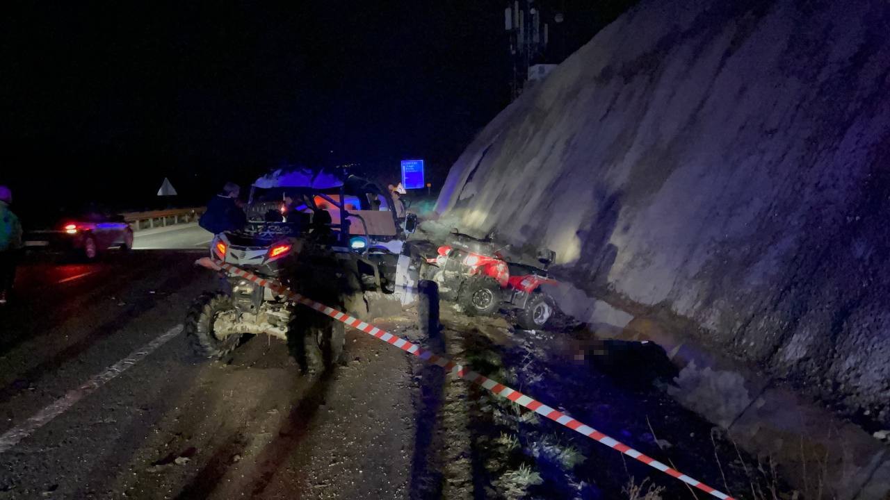 Bursa’nın İnegöl ilçesinde ATV’yi çekerken lastiği halata dolanıp yağmur suyu kanalına düşen sürücü hayatını kaybetti. Ölen sürücünün 2 ay sonra ...