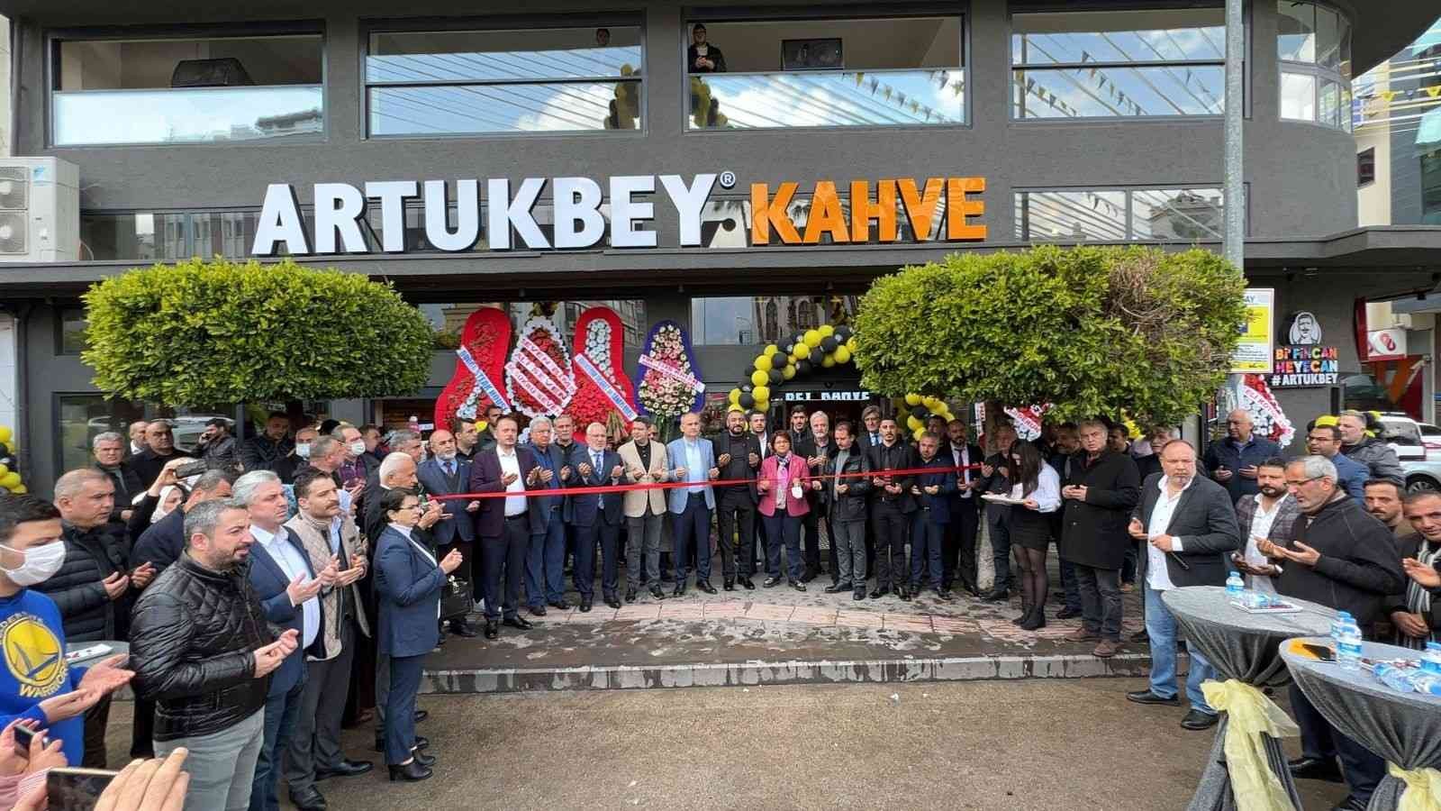 Yurt içinde ve yurt dışında yaptığı yatırımlarla güçlü bir marka haline gelen Artukbey Kahve, 75. şubesini İskenderun’da düzenlenen geniş ...