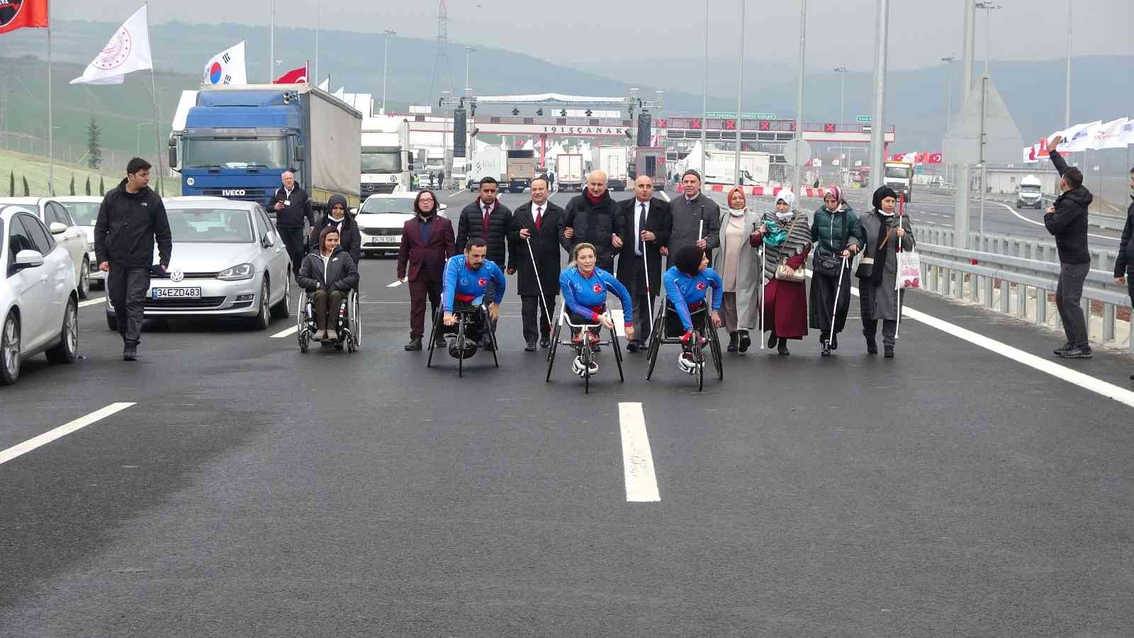 Ulaştırma ve Altyapı Bakanı Adil Karaismailoğlu, yarın Cumhurbaşkanı Recep Tayyip Erdoğan’ın katılımıyla açılışı yapılacak olan 1915 Çanakkale ...