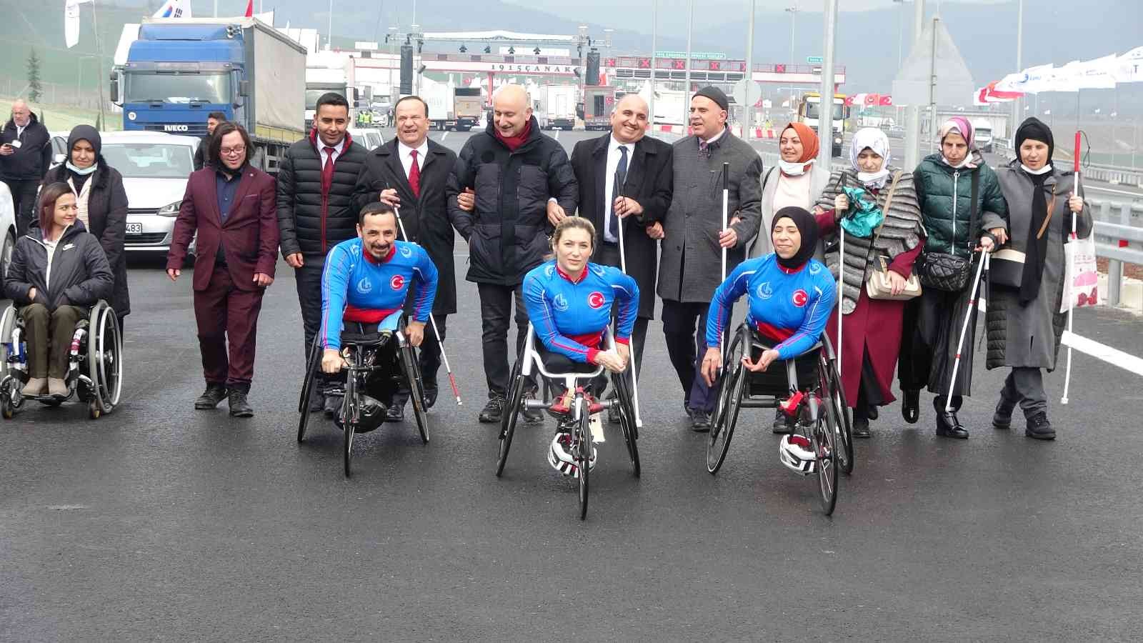 Ulaştırma ve Altyapı Bakanı Adil Karaismailoğlu, yarın Cumhurbaşkanı Recep Tayyip Erdoğan’ın katılımıyla açılışı yapılacak olan 1915 Çanakkale ...