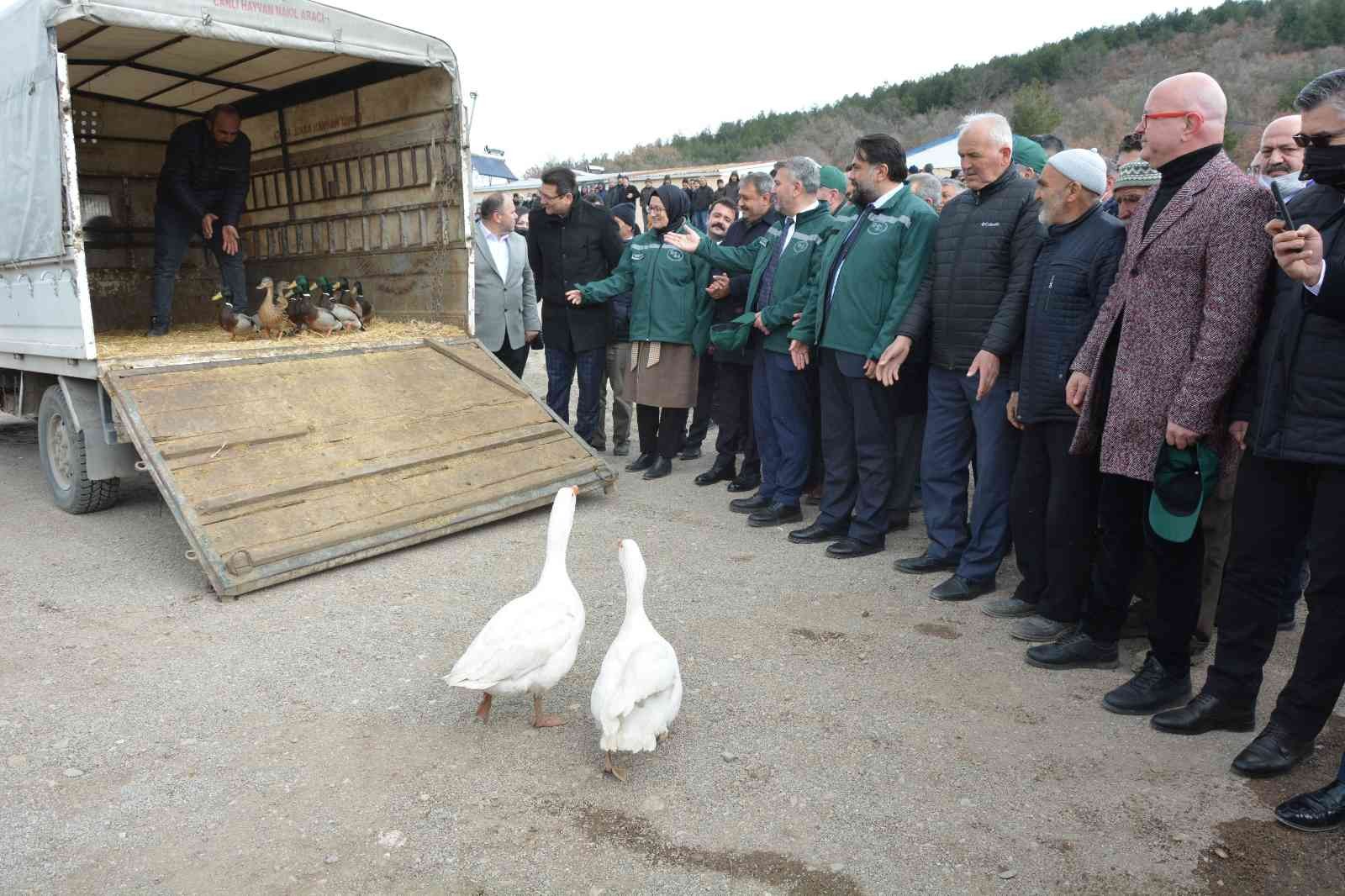 Balıkesir’de yapımı Devlet Su İşleri tarafından tamamlanan tesislerin açılışı Cumhurbaşkanı Yardımcısı Fuat Oktay’ın da canlı yayınla katıldığı ...