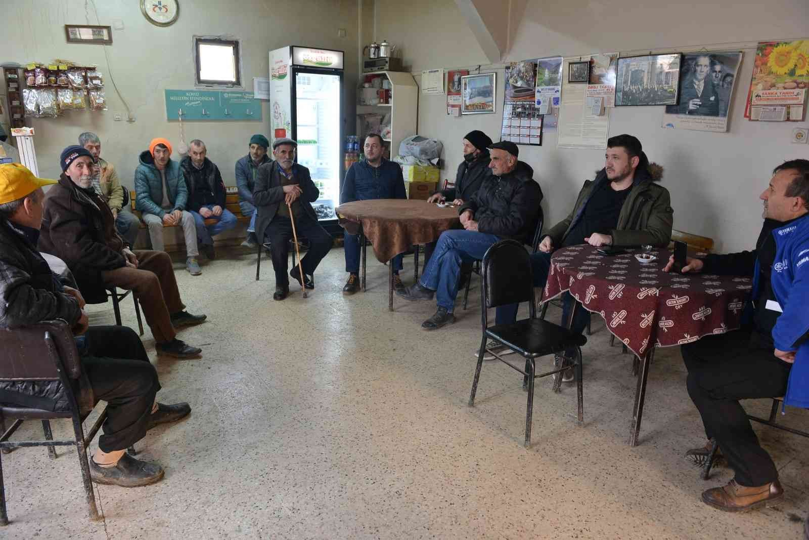 Süleymanpaşa Belediye Başkanı Cüneyt Yüksel, Dağ Yenicesi ve Semetli Mahallesi’nde vatandaşlarla buluştu. Süleymanpaşa Belediye Başkan Yardımcısı ...