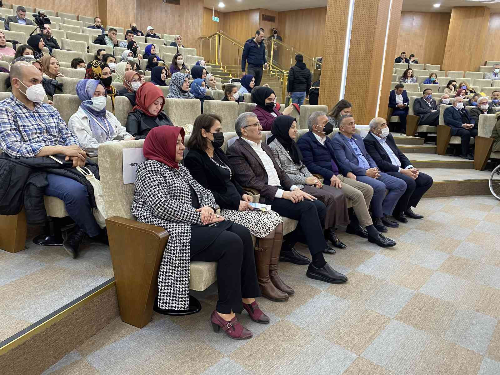 Beykoz’da “Sıfır Atık” hedefleri doğrultusunda gönüllü kadınların katılımıyla “Evlerden Evrene Çevre Bilinci ” projesi başlıyor. İlçedeki sıfır ...