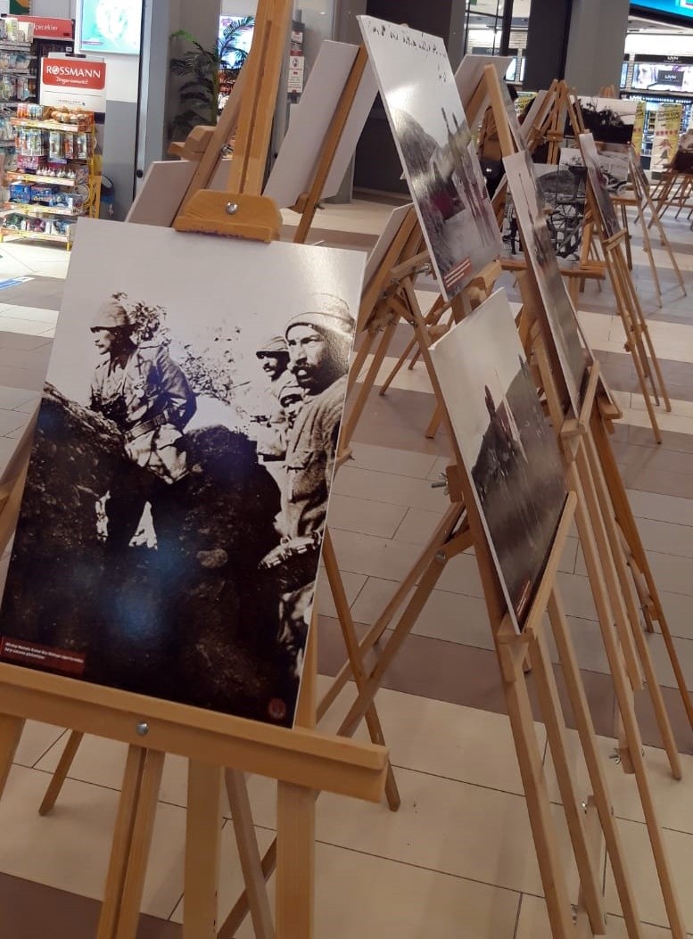 Çanakkale Onsekiz Mart Üniversitesi (ÇOMÜ) Tarih Topluluğu ve Çanakkale Savaşlarını Araştırma ve Tanıtma Topluluğu’nun hazırladığı ‘Çanakkale ...