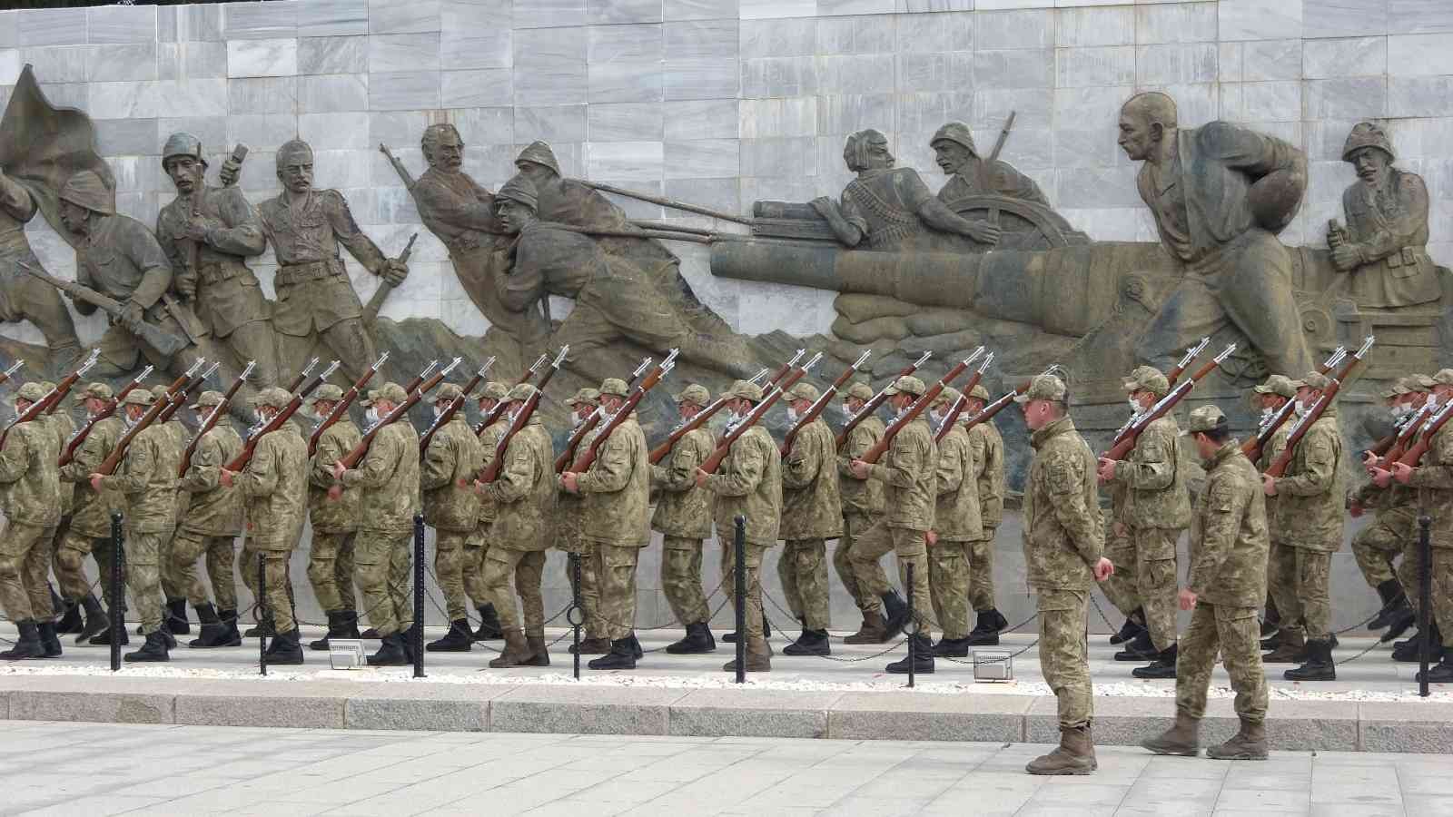 18 Mart Şehitleri Anma Günü ve Çanakkale Deniz Zaferi’nin 107’nci yıl dönümü kapsamında, Tarihi Gelibolu Yarımadası’ndaki Şehitler Abidesi’nde ...