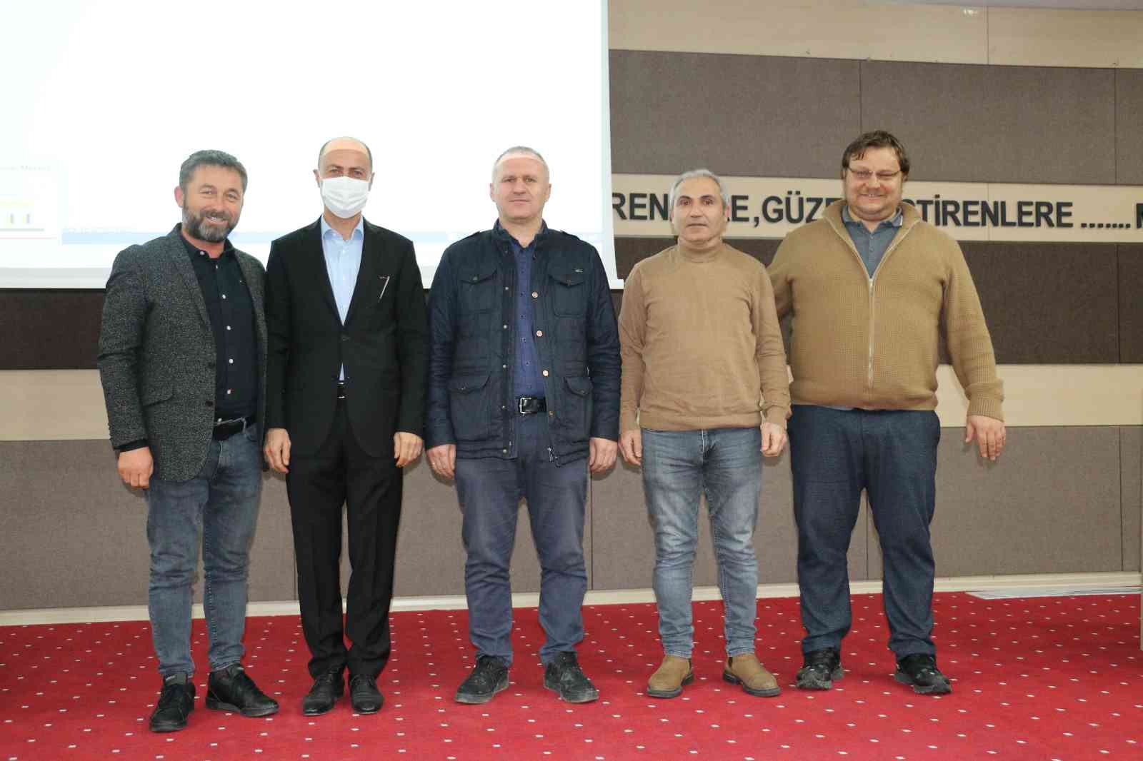 Çerkezköy Ticaret ve Sanayi Odası (ÇTSO), Müşterek Komite toplantısını gerçekleştirdi. Meslek komitelerinin verimliliğini arttırmak adına yapılan ...