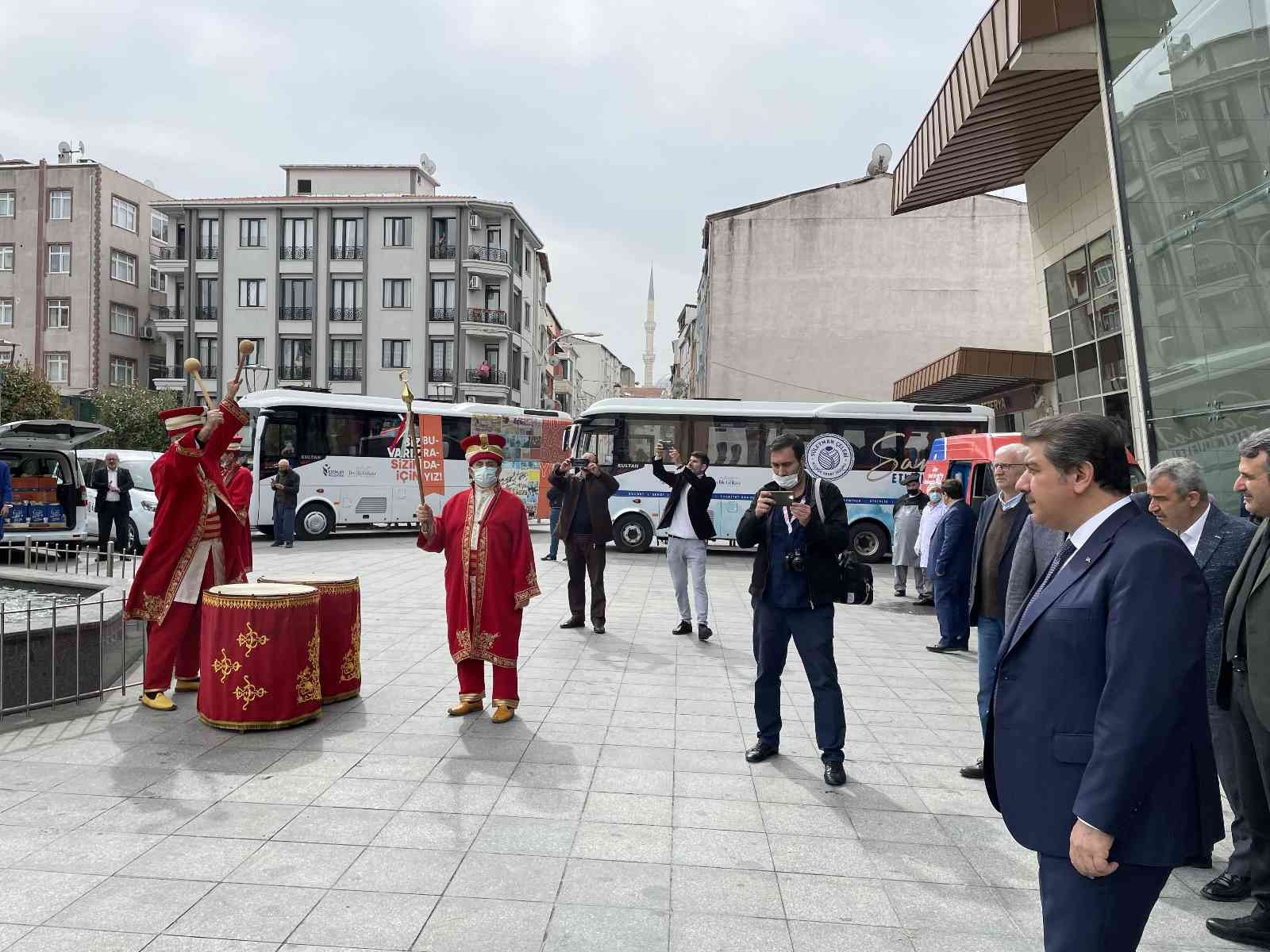 Esenler Belediyesi’nin Ramazan ayının manevi iklimini yansıtacağı Çocuk İftarı’ndan, Alo İftar’a, Eve Teslim İftar’dan, İyilik Buluşmaları Fuarı ...