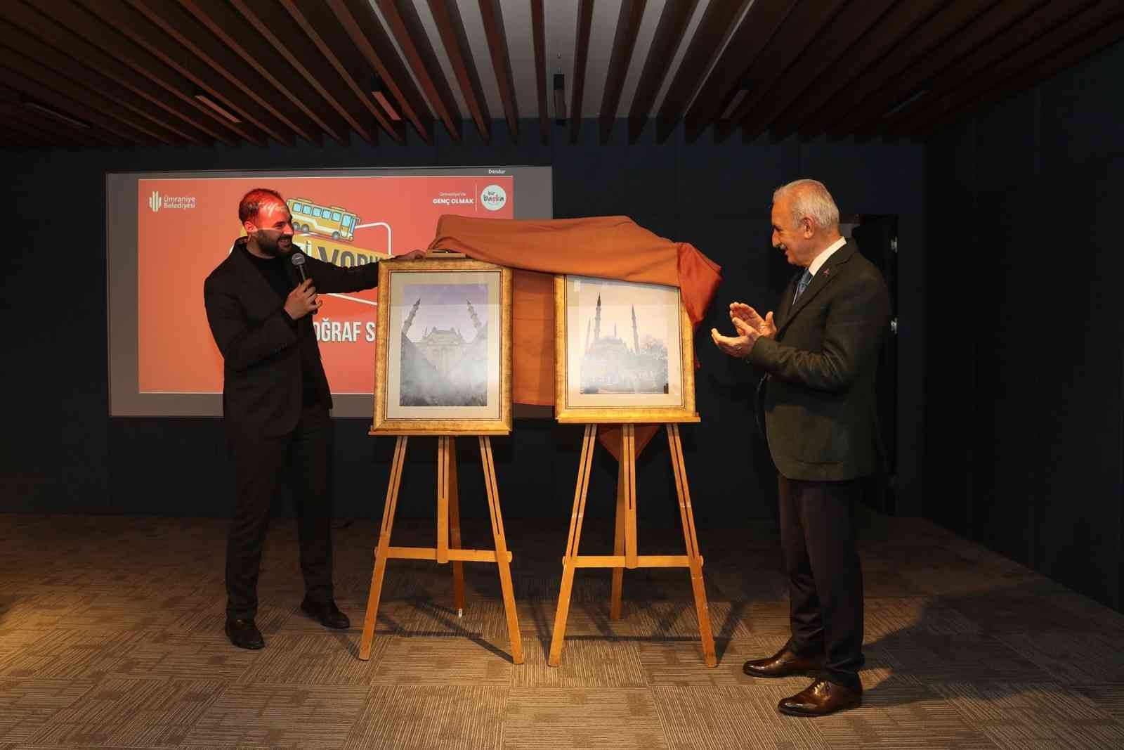 Ümraniye Belediyesi "Geziyorum-Yazıyorum" projesi kapsamında Ümraniyeli gençlere, tarih ve kültür şuuru kazandırmak için geziler düzenliyor ...