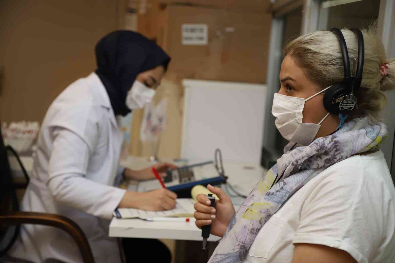 Kartal Belediyesi, çalışanların sağlıklı ve iyi şartlarda hizmet vermesini sağlamak ve belediye hizmetlerinde verimliliği artırmak amacıyla rutin ...