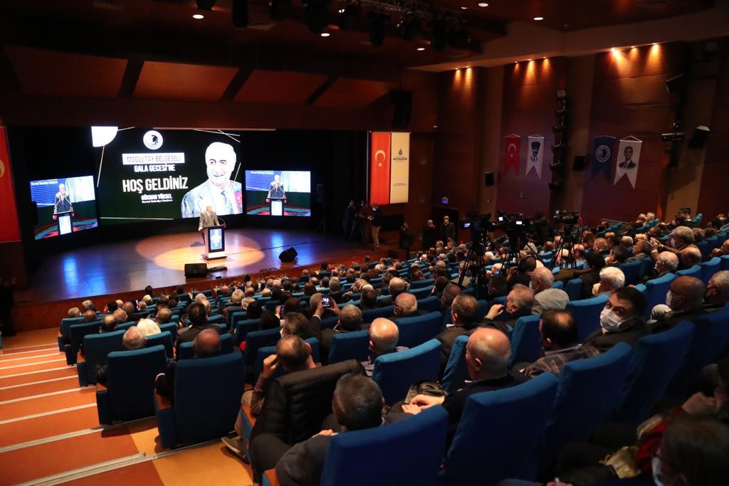 Kartal Belediyesi’nin 4 Temmuz 2017 günü hayatını kaybeden eski bakanlardan Mehmet Moğultay’ın anısına yazar ve yönetmen Nebil Özgentürk’e ...