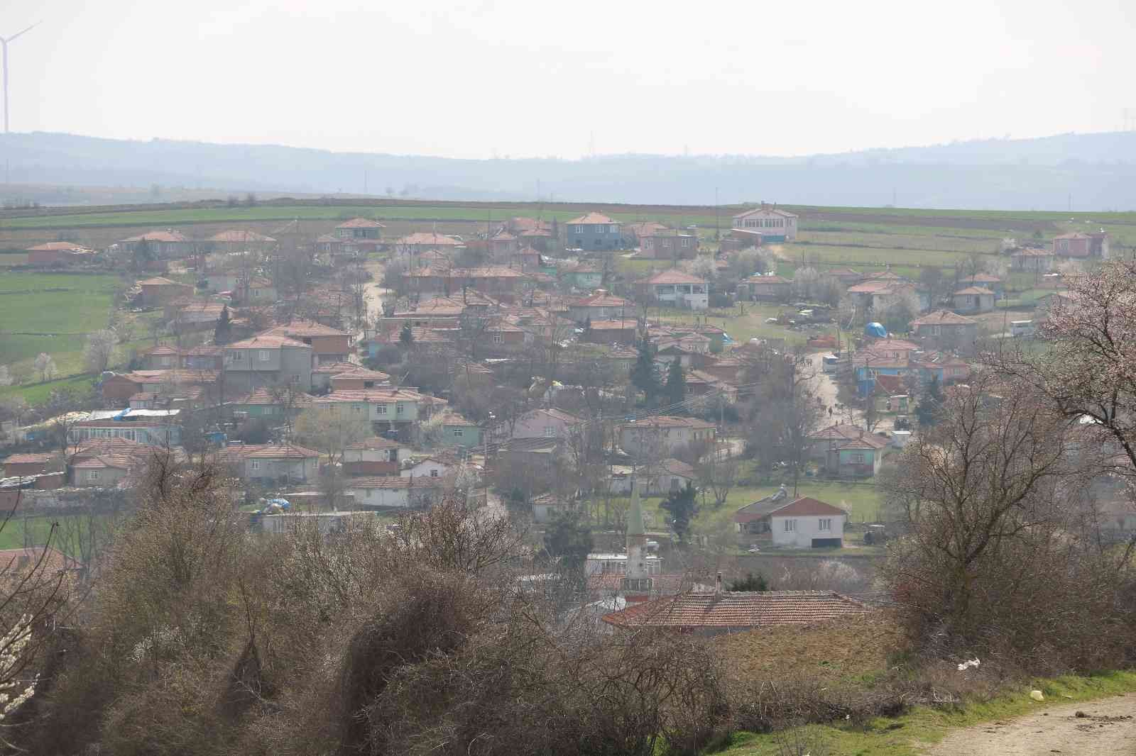 Edirne’nin Uzunköprü ilçesine bağlı Elmalı köyünde katledilen ailenin yakını konuştu. Evde ölü bulunan Mehmet Güner’in torunu Gizem Tunçer ...