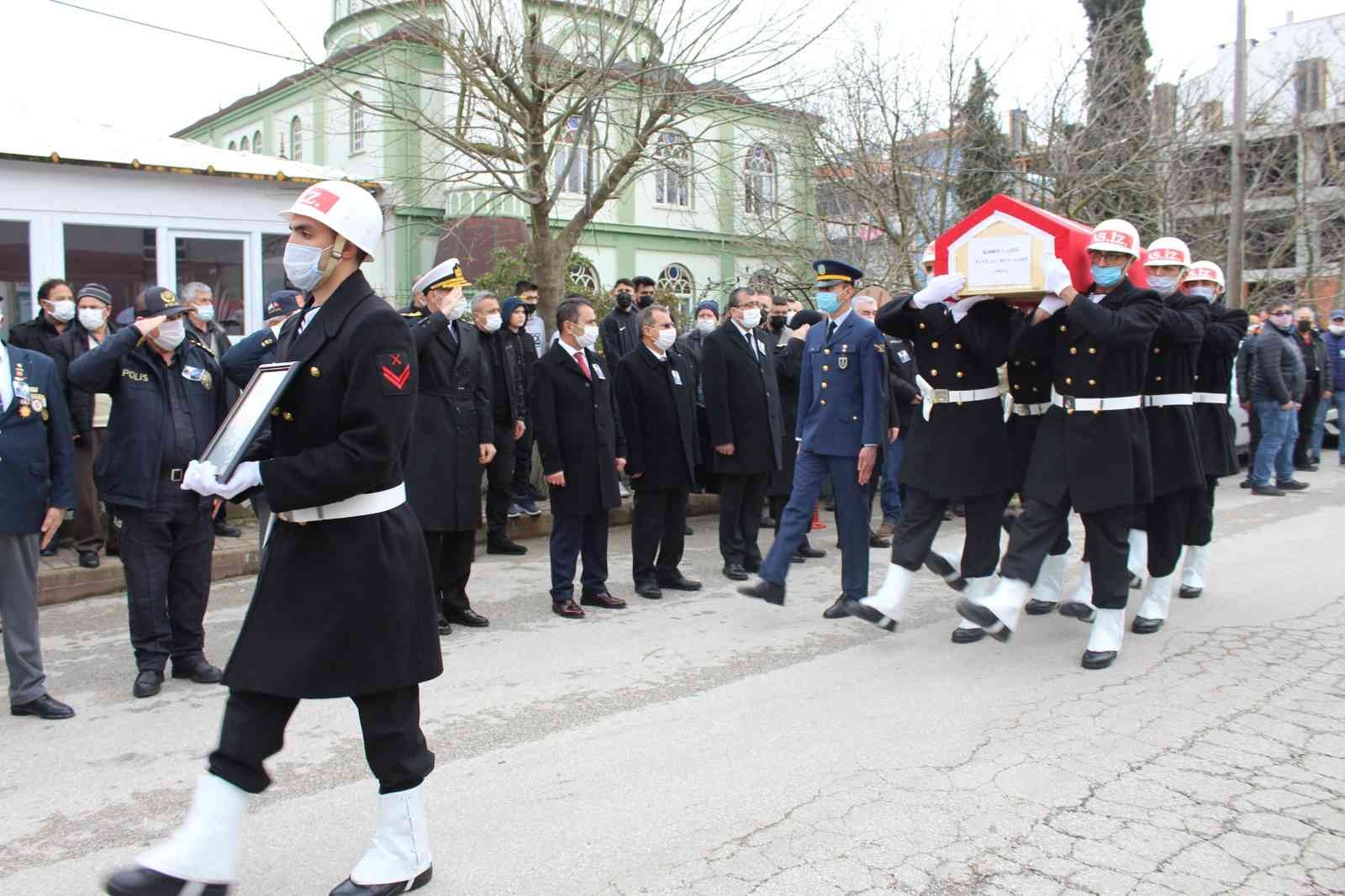 Çanakkale’nin Çan ilçesinde, evinde geçirdiği kalp krizi sonucu hayatını kaybeden Kıbrıs gazisi P. Çavuş Ali Rıza Aydın, son yolculuğuna ...