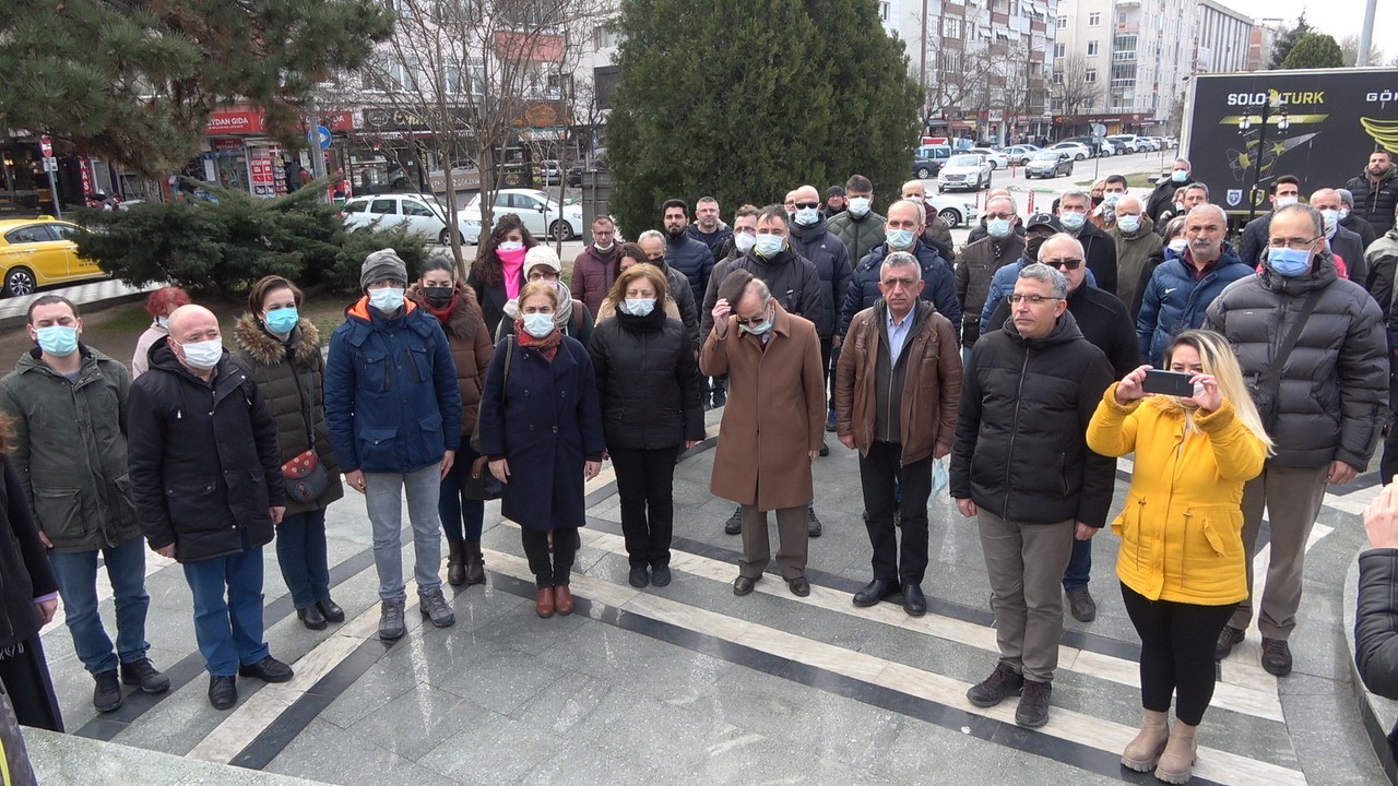 Kırklareli’nde 14 Mart Tıp Bayramı sebebiyle tören düzenlendi. Kırklareli’nde 14 Mart Tıp Bayramı dolayısıyla tören düzenledi. Özgürlük ve ...