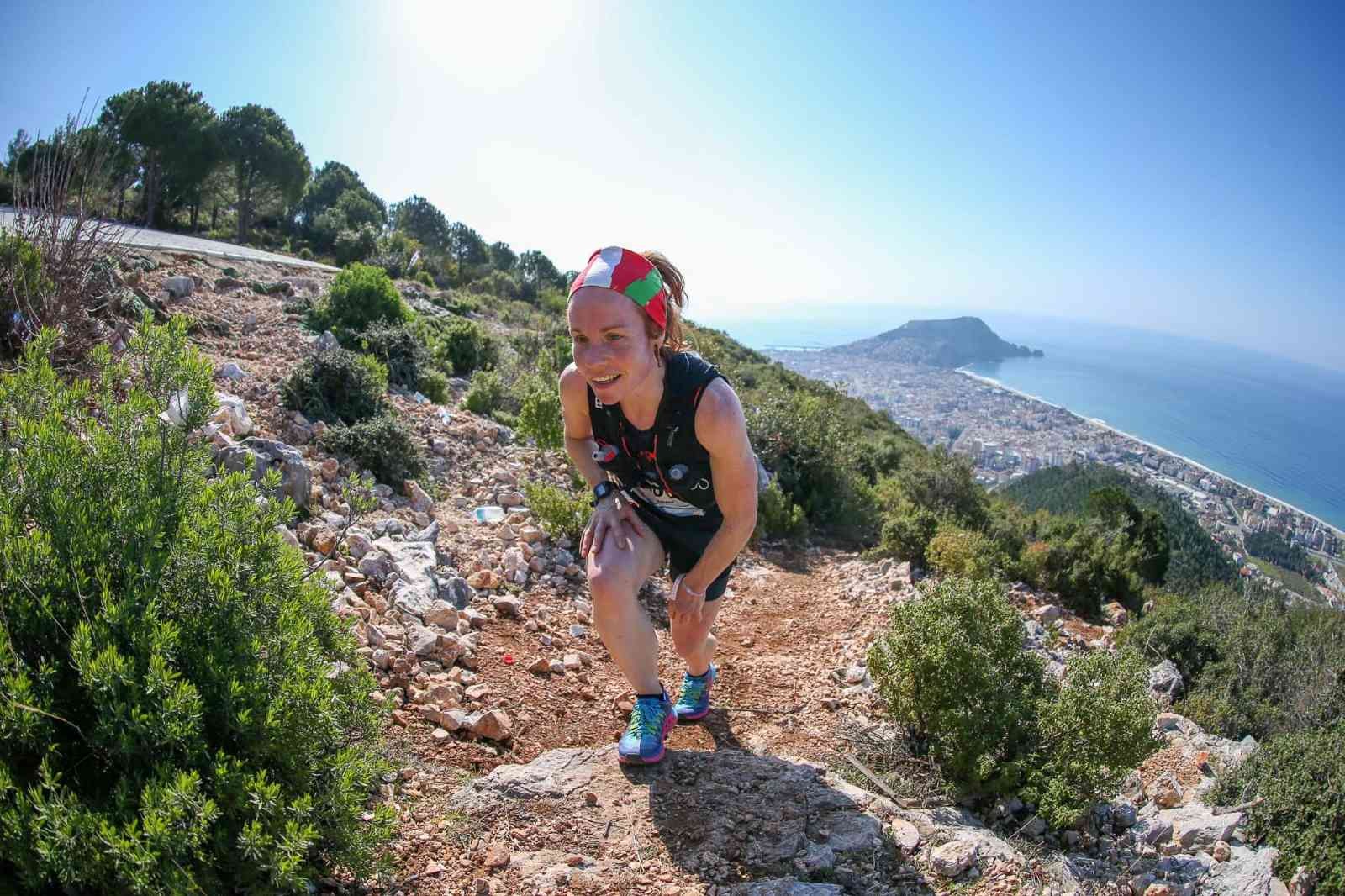 Her yıl katılımcılara unutulmaz bir yarış deneyimi sunan Merrell Alanya Ultra Trail için heyecan katlanarak artıyor. Sporculara dört farklı ...