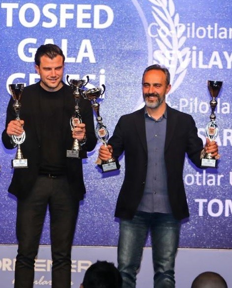 2021 Şevki Gökerman Ralli Kupası’nda dereceye giren Yasin Tomurcuk ve Emrah Ali Başo, Tomurcuk Motors adına kupanın sahibi oldu. TOSFED 2021 Gala ...