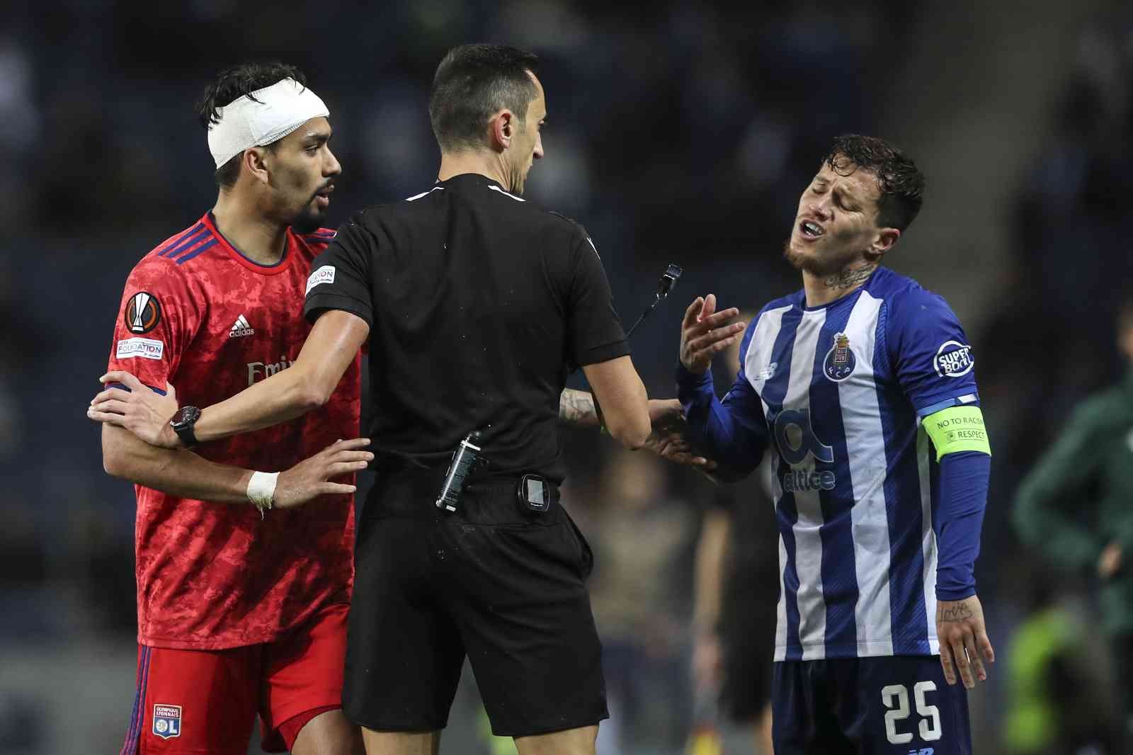 UEFA Avrupa Ligi Son 16 Turu ilk maçında Fransız ekibi Lyon, deplasmanda Portekiz temsilcisi Porto’yu 1-0 mağlup etti. Gecenin diğer maçında ise ...