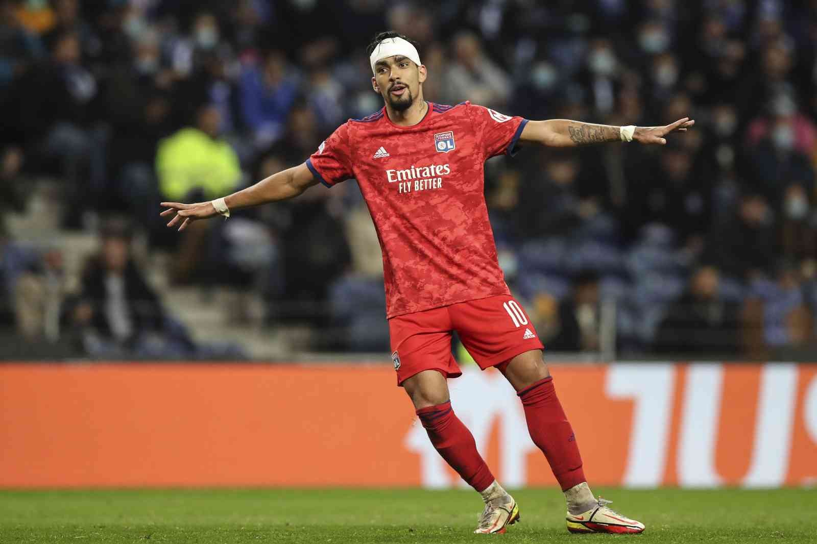 UEFA Avrupa Ligi Son 16 Turu ilk maçında Fransız ekibi Lyon, deplasmanda Portekiz temsilcisi Porto’yu 1-0 mağlup etti. Gecenin diğer maçında ise ...