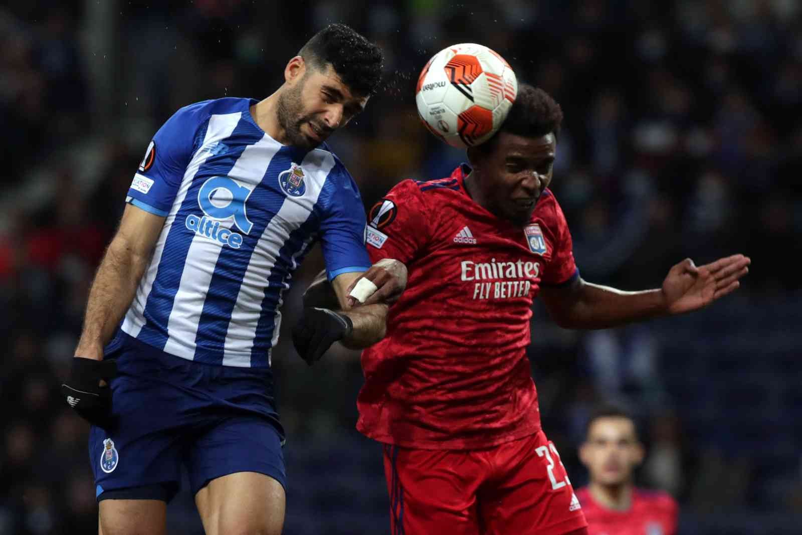 UEFA Avrupa Ligi Son 16 Turu ilk maçında Fransız ekibi Lyon, deplasmanda Portekiz temsilcisi Porto’yu 1-0 mağlup etti. Gecenin diğer maçında ise ...