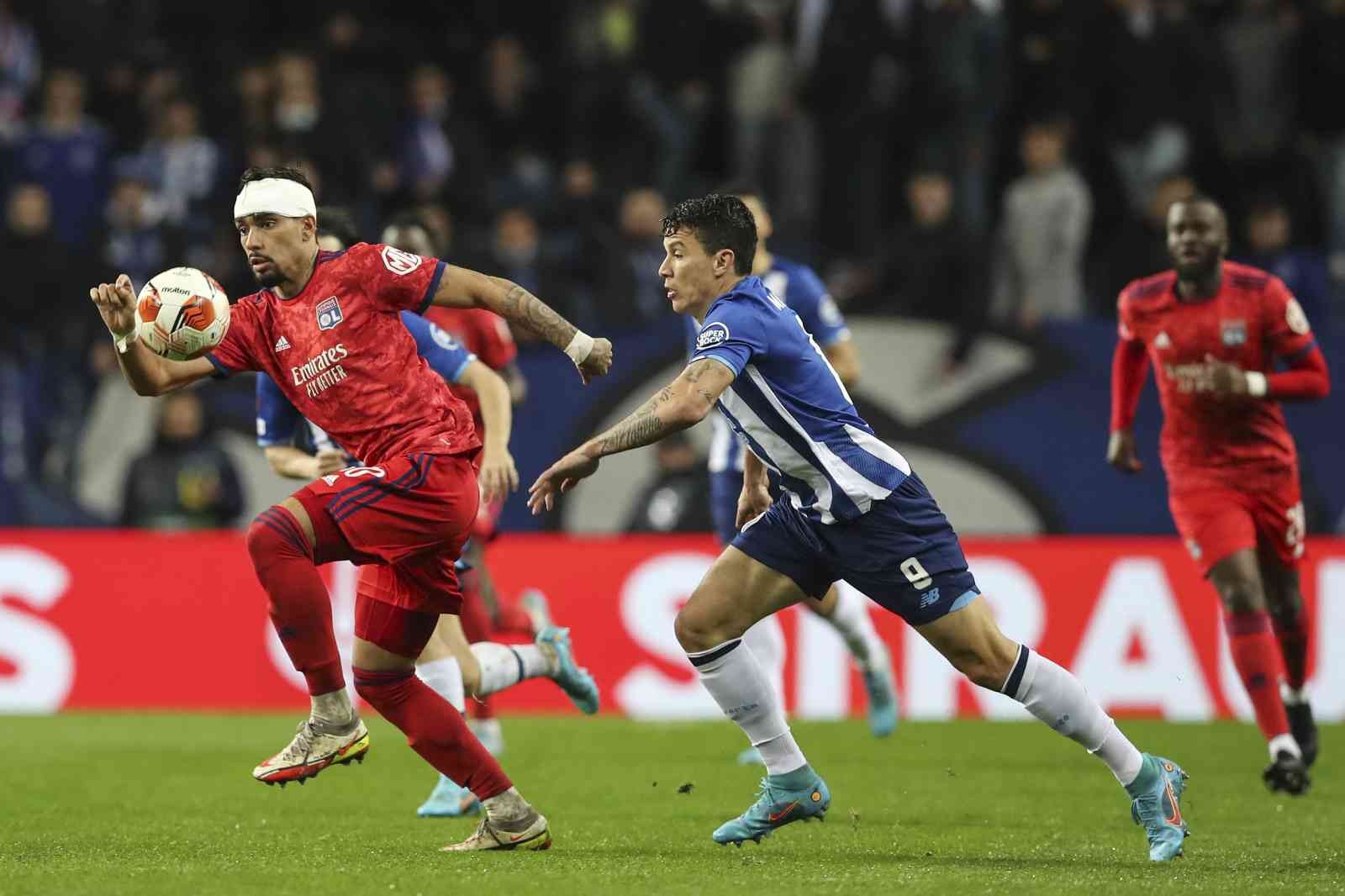 UEFA Avrupa Ligi Son 16 Turu ilk maçında Fransız ekibi Lyon, deplasmanda Portekiz temsilcisi Porto’yu 1-0 mağlup etti. Gecenin diğer maçında ise ...