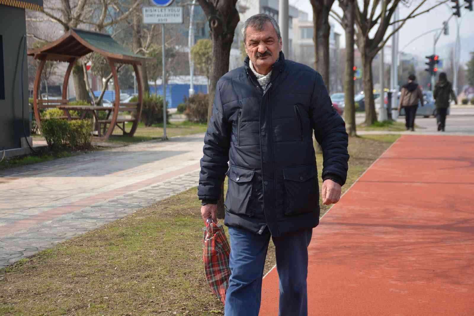 Kocaeli’nin Karamürsel ilçesinde yaşayan Ufuk Haşimoğlu, 10 yıl önce temelden satın aldığı, ancak tamamlandığında anlaştığı metrekarede olmayan ...