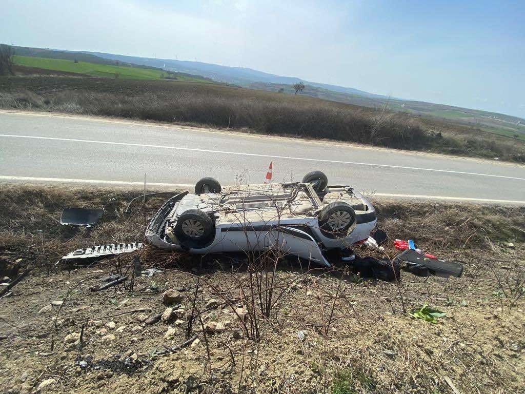 Tekirdağ’ın Malkara ilçesinde meydana gelen kazada otomobil sürücüsü yaralandı. Sürücü hastanede tedavi altına alındı. Edinilen bilgilere göre ...