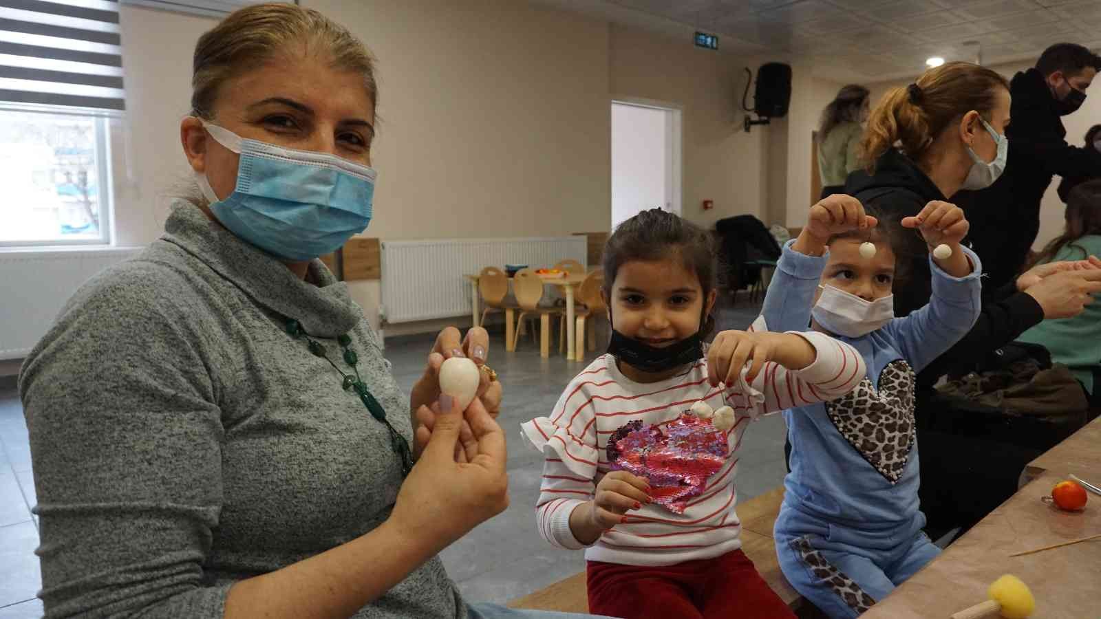 8 Mart Dünya Kadınlar Günü’ne anı bırakmak amacıyla Edirne Meliha Çankaflı Anaokulu ve Halk Eğitim Müdürlüğü işbirliğinde Osmanlı mirası mis ...