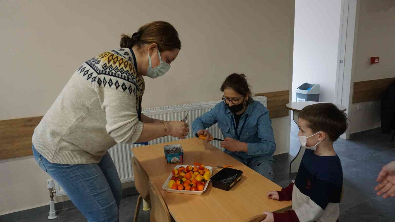 8 Mart Dünya Kadınlar Günü’ne anı bırakmak amacıyla Edirne Meliha Çankaflı Anaokulu ve Halk Eğitim Müdürlüğü işbirliğinde Osmanlı mirası mis ...