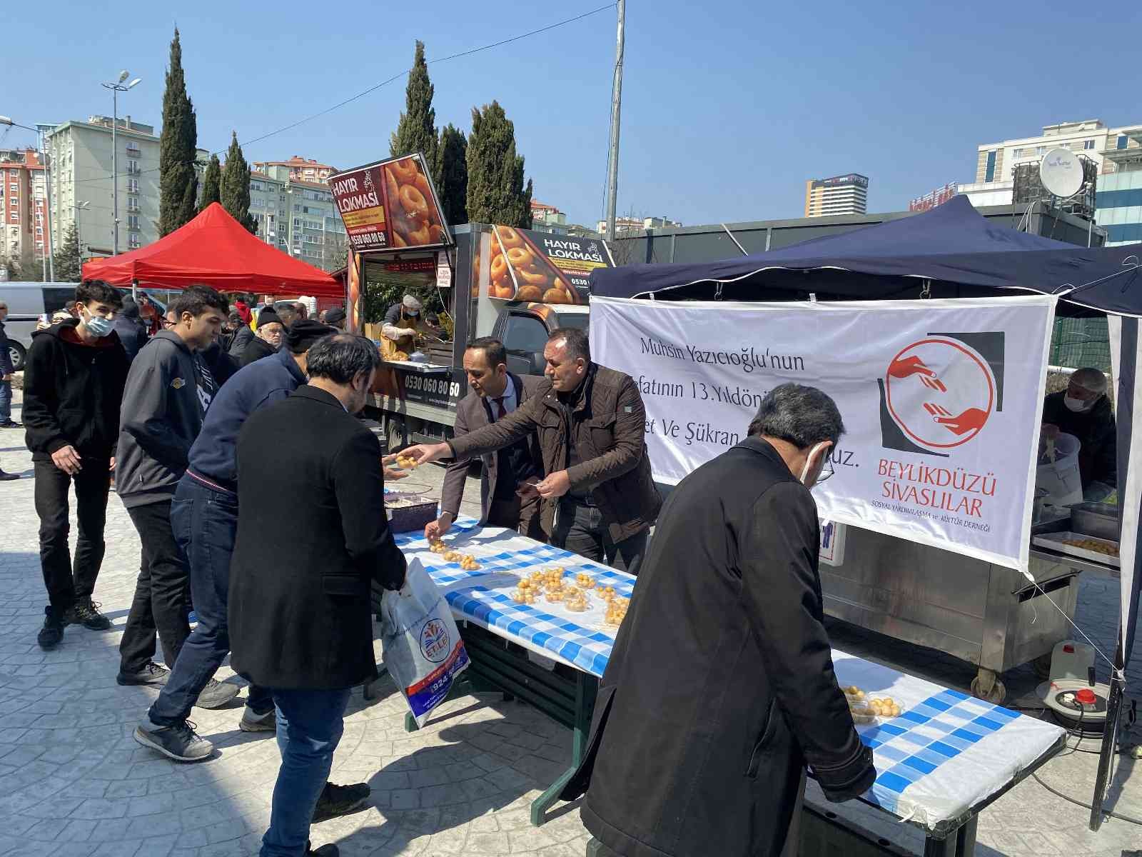 Büyük Birlik Partisi eski başkanı Muhsin Yazıcıoğlu, vefatının 13’üncü yıl dönümünde dualarla anıldı. Beylikdüzü Fatih Sultan Mehmet Camii önünde ...