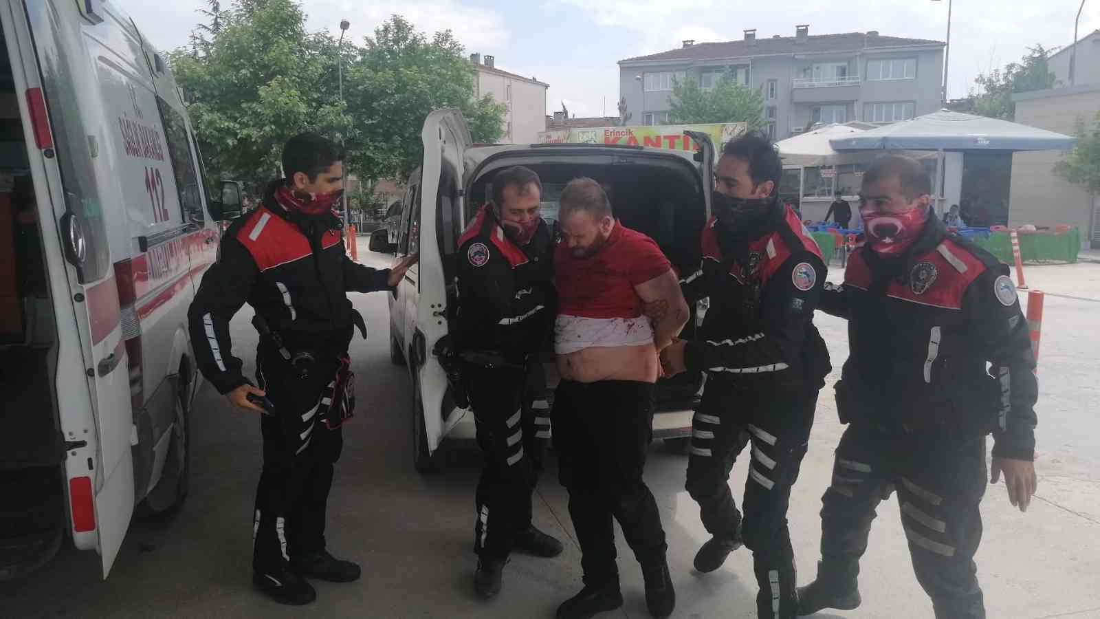 Bursa’da eşini temizlik görevlisi olarak çalıştığı okulda 21 bıçak darbesiyle bıçaklayarak öldüren Atalay Doğan’ın (30) İnegöl 2. Ağır Ceza ...