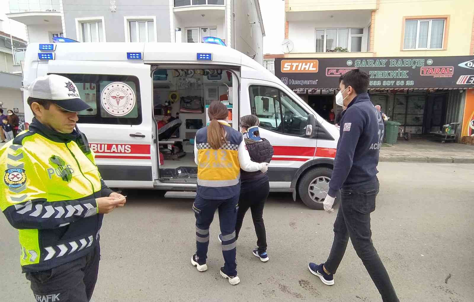 Tekirdağ’da otomobil ile kamyonetin çarpışması sonucu meydana gelen kazada 3 kişi yaralandı. Kaza, Saray İlçesi Pazarcık Mahallesi İstanbul ...