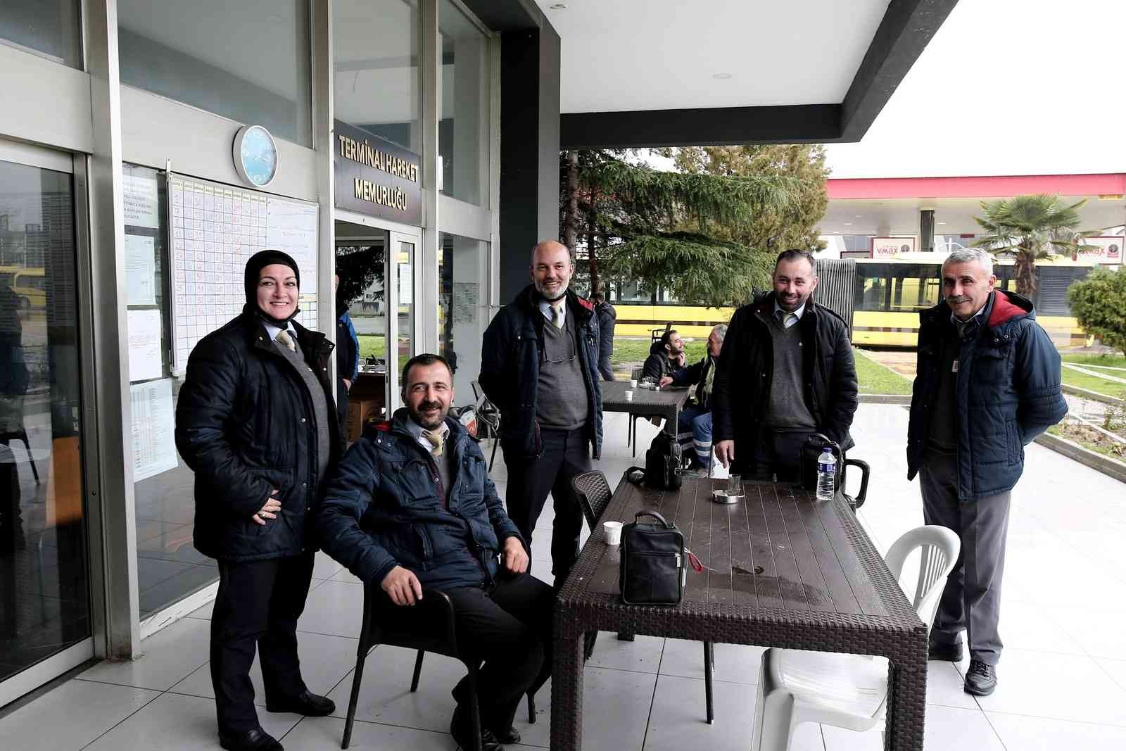 Bursa’da belediye otobüslerinde 5 yıldır şoförlük yapan Ayşen Acar, hemcinslerine örnek olurken, kadınların istedikleri takdirde her şeyin ...