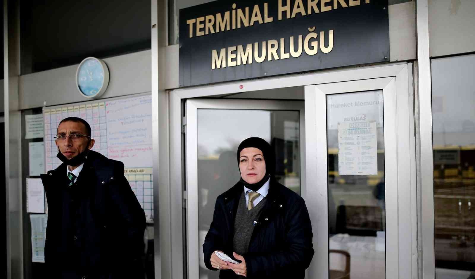 Bursa’da belediye otobüslerinde 5 yıldır şoförlük yapan Ayşen Acar, hemcinslerine örnek olurken, kadınların istedikleri takdirde her şeyin ...