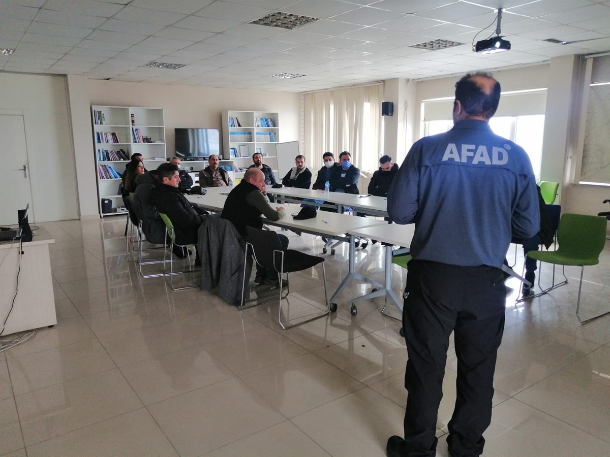 Tekirdağ’da afet bilincinin arttırılmasına yönelik çalışmalar devam ediyor. İçişleri Bakanlığı tarafından 2022 yılının "Türkiye Afet Tatbikat ...